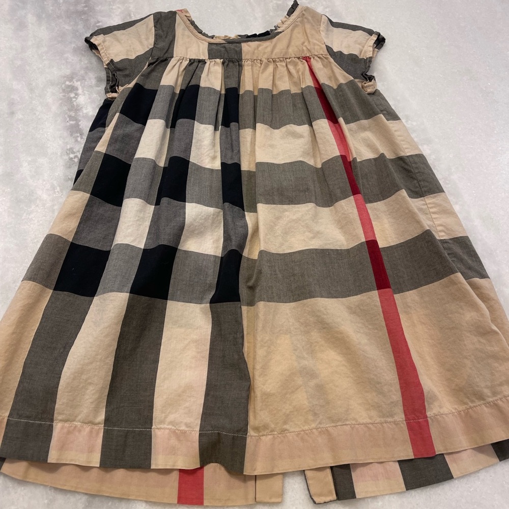 Perfect condition Burberry dress in size 3!